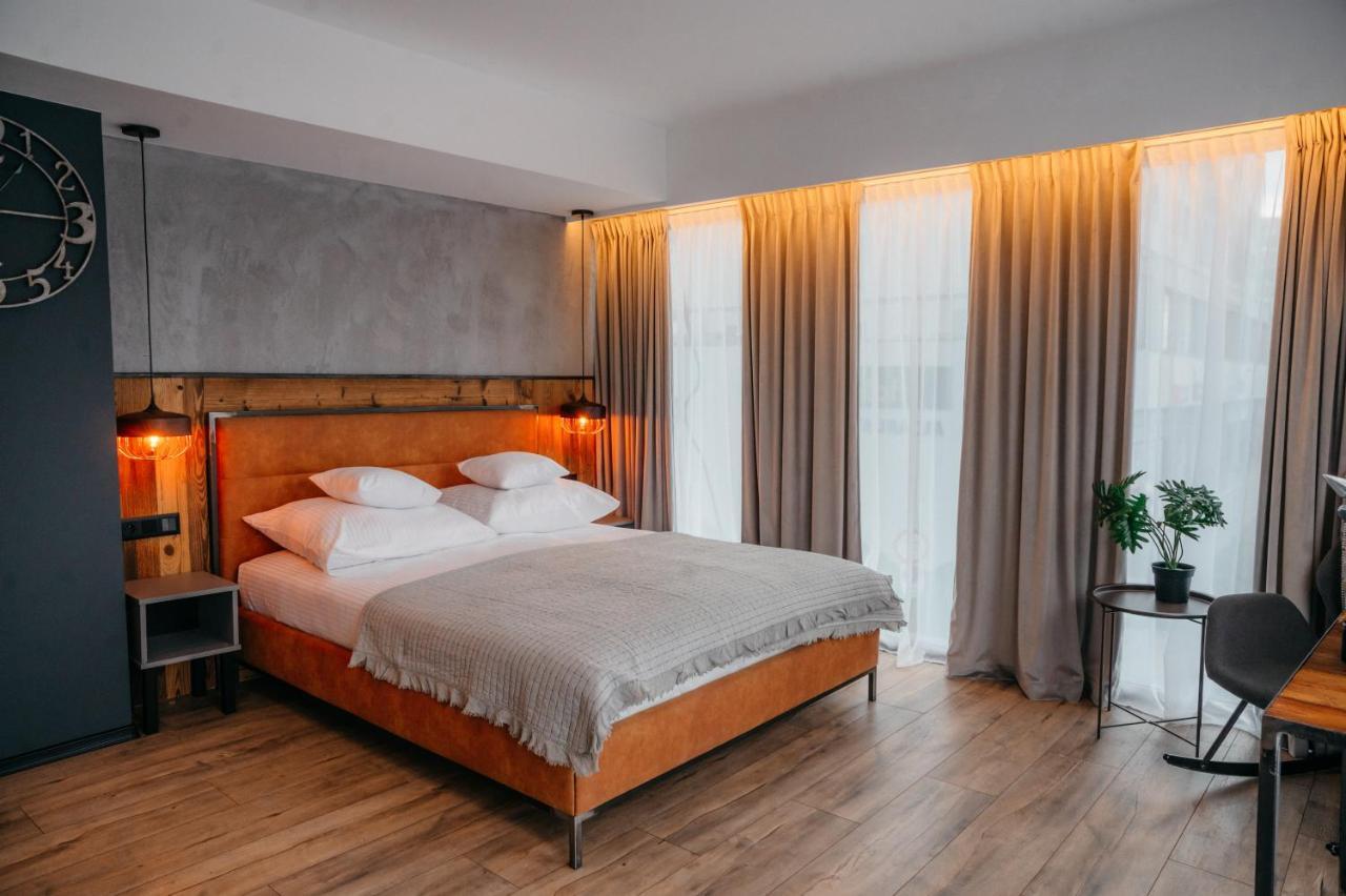 Sleep Well 1999 Hotell Tychy Exteriör bild